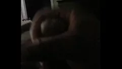 Reproduzir A primeira experiência de masturbação de Hookgang
