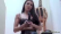 Reproducir Tenemos que ceder nuestro nudillo de líder un poco regale joi
