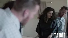 Redare Hardcore POV Action cu adolescent mic Victoria Voxxx și fundul ei mare