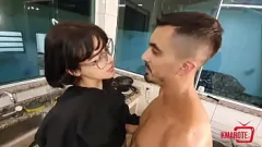 Reproducir Sensual Latina Pornstar Ariane Kimiko es follada en la cocina