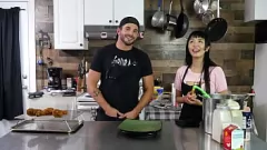Jouer Marica Hase et Nathan Bronson Hilarant Japanese Cooking Japonais avec une fin surprise!
