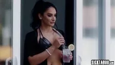 Play Bosomy treadmom lustrea ryder fucks stairson and his abnormal big sashay champion
