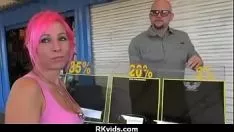 Reproducir sexo por dinero en efectivo en esguinces tímido missy en un slattern 12