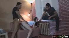 تشغيل العاشق المخادع يدعو صديقه ليمارس الجنس