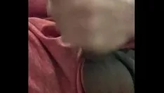 تشغيل فتى الشباب وظيفة اليد له المعتدل الأسود gumshoe وحده