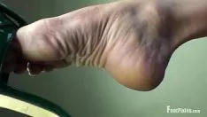زينايدا تضع بكرات خضراء