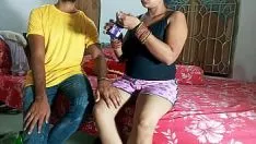 Play गार्डन घूमने के बाद भतीजी को चॉकलेट खिलाकर पीछे से दर्दनाक चुदाई की ! desi porn porno साफ हिन्दी आवाज में