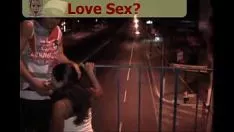 Play Pair having sex exterior