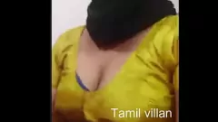 Reproduzir A dança explícita da tia Tamil revela seu corpo nu